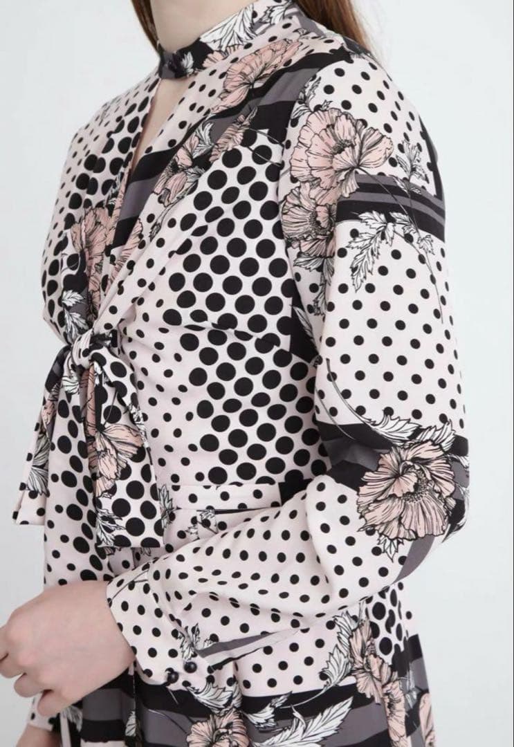 美品★Pinky&Dianne ラインブロックフラワープリントワンピース