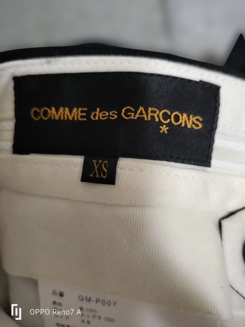 ぎゅなCOMMEdesGARCONS（服でない服期）デザインハーフパンツ