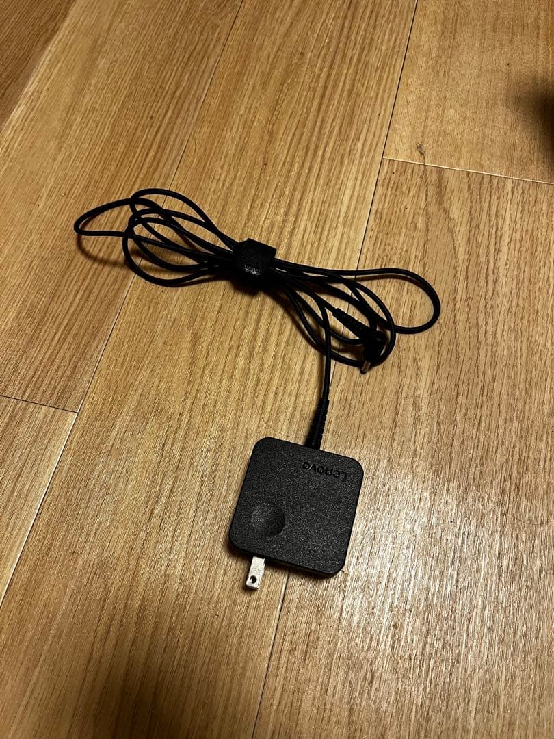 Lenovo 15.6インチノートPC ホワイト