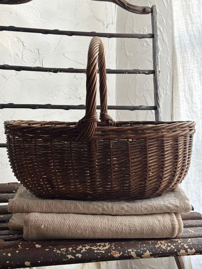 フランスアンティーク　バスケット　籐籠