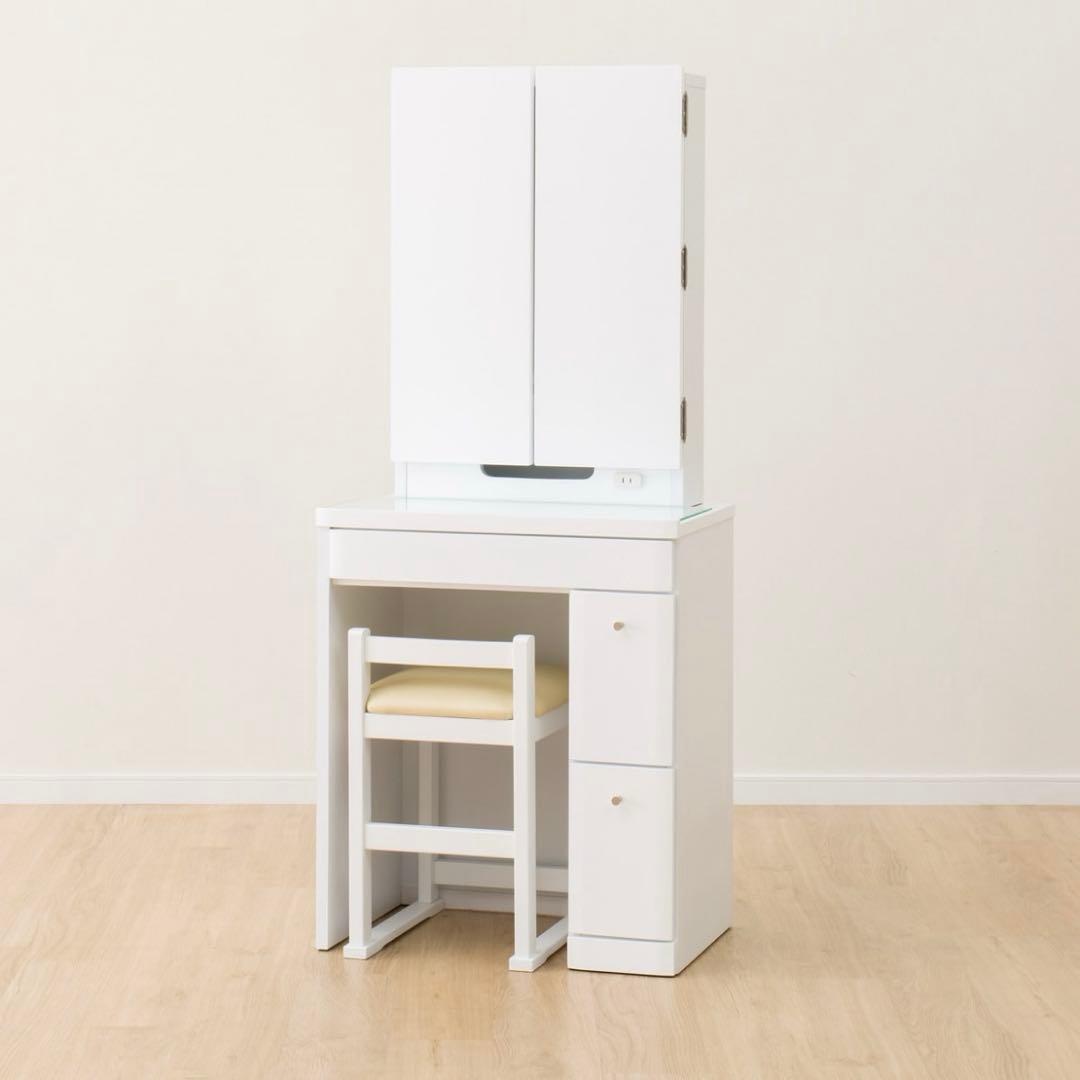 NITORI ホワイトドレッサー・鏡台 三面鏡　椅子別売り　直接お取引可