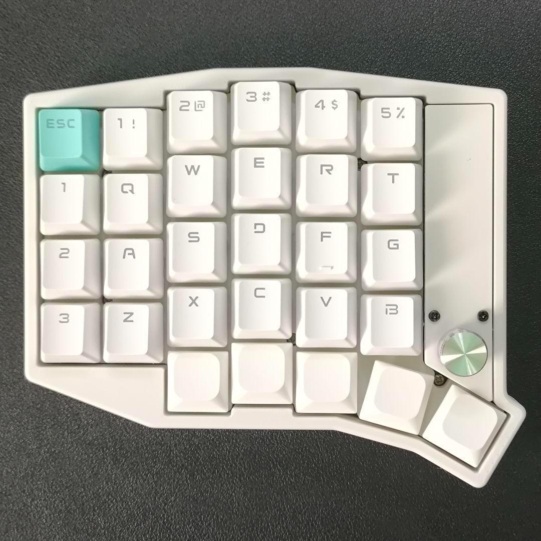 【完成品】Bluetooth 64キー自作キーボード 親指ロープロファイル 印字