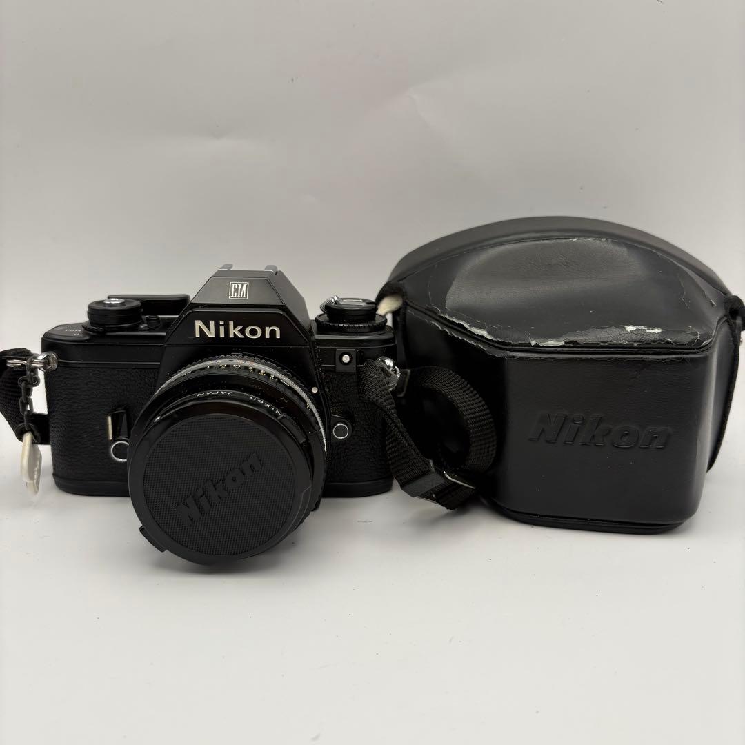 Nikon EM 一眼レフカメラ Nikkor 50mmレンズ
