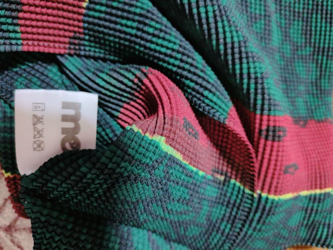 特価セール！ me issey miyake イッセイミヤケ ハイネック 半袖