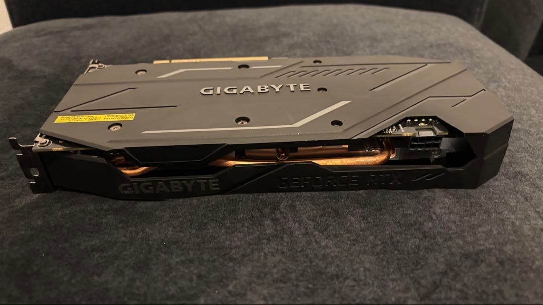 値下げ！GIGABYTE GeForce RTX 2060 SUPER 本体
