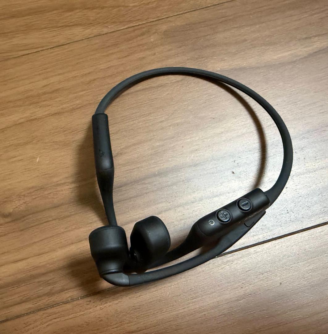 SHOKZ OPENCOMM2 + 専用ドングル(USB-C)付属骨伝導イヤホン