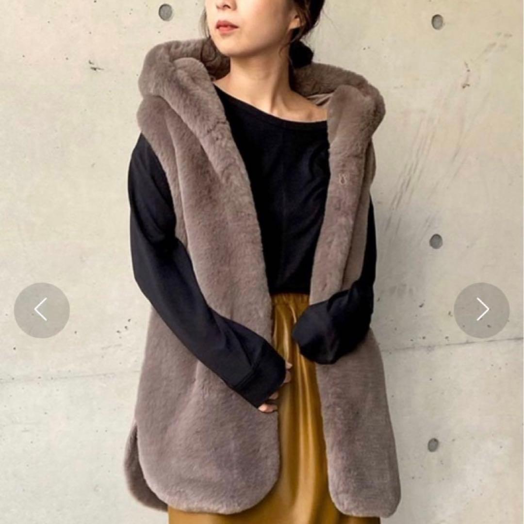 新品　タグ付き　ベルドルージュ　フーデッド　ファーベスト　定価25300円