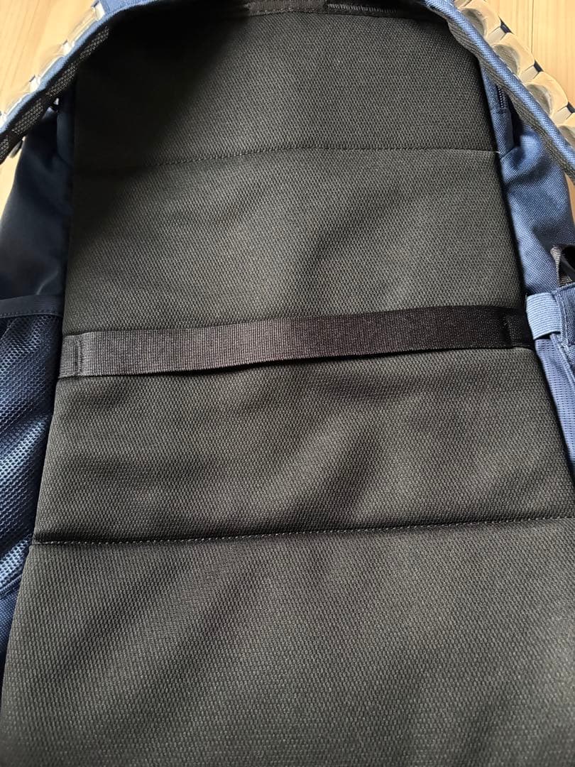 ミッドナイトネイビー　ナイキ ヴァシティ エリート バックパック（32L）