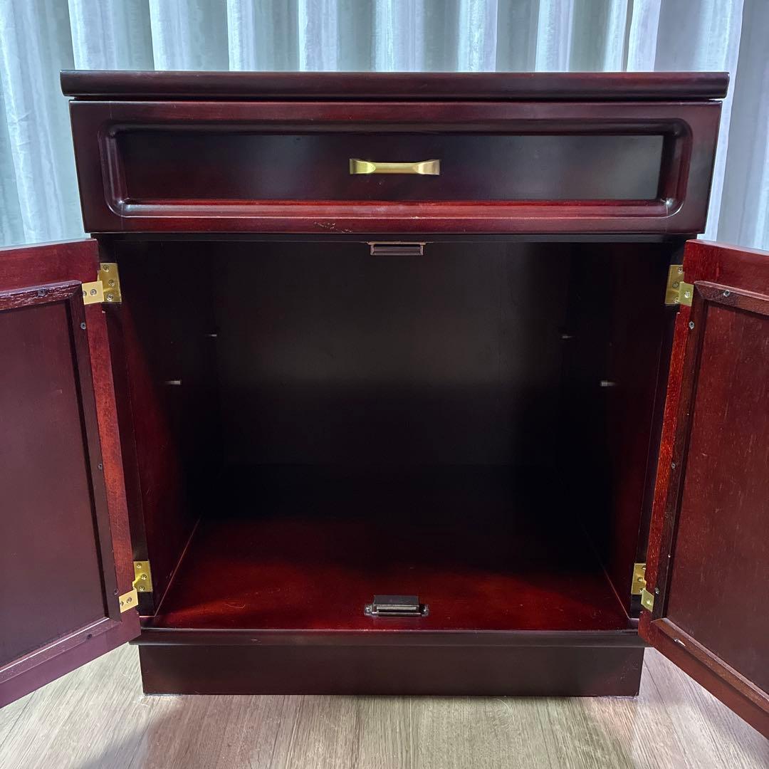 カリモク//ダークブラウン木製キャビネット サイドボード