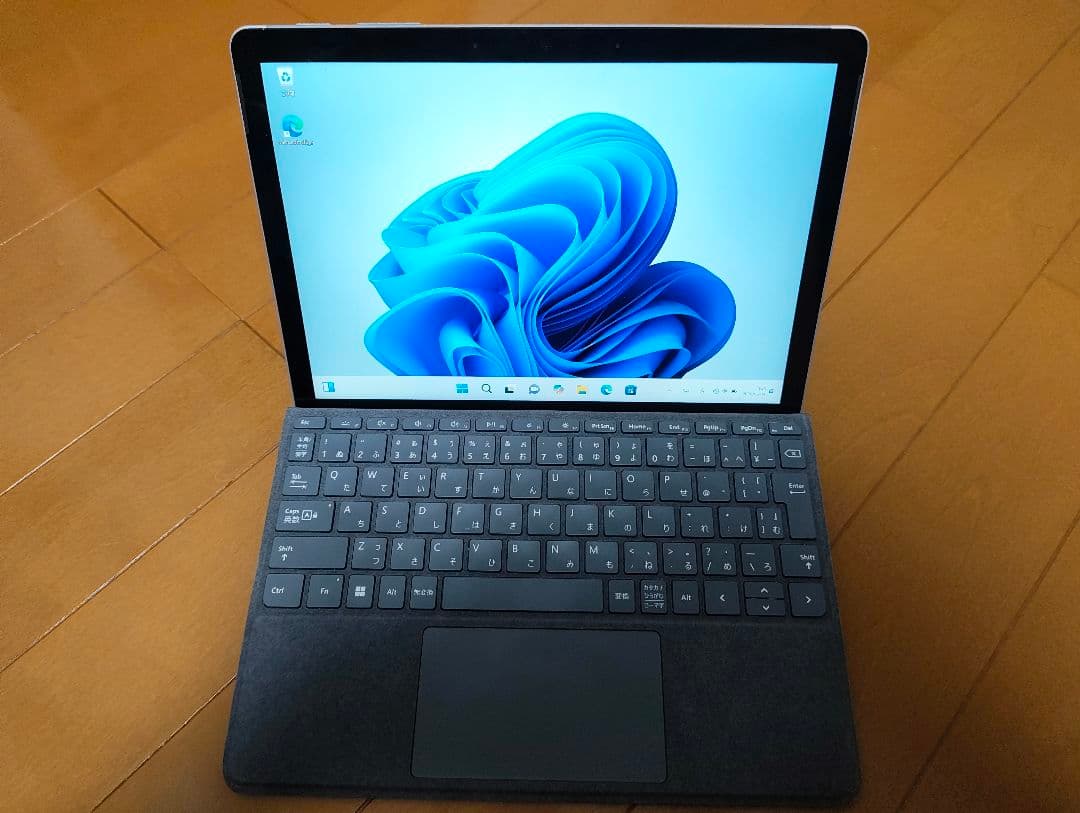 Surface Go3 バッテリー充電62回
