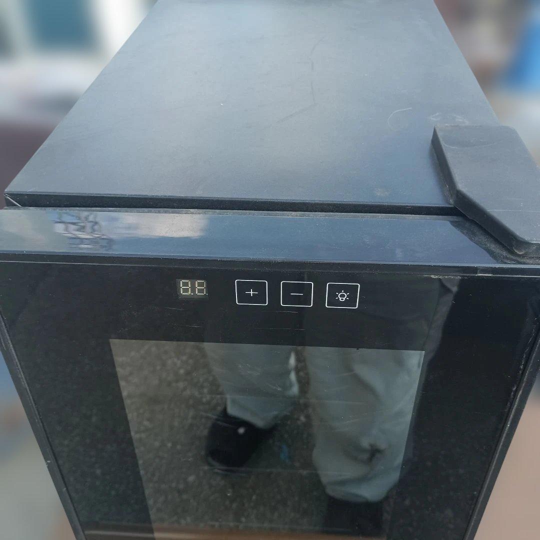 7575）リカーマウンテン 電子式ワインセラー LW-S12