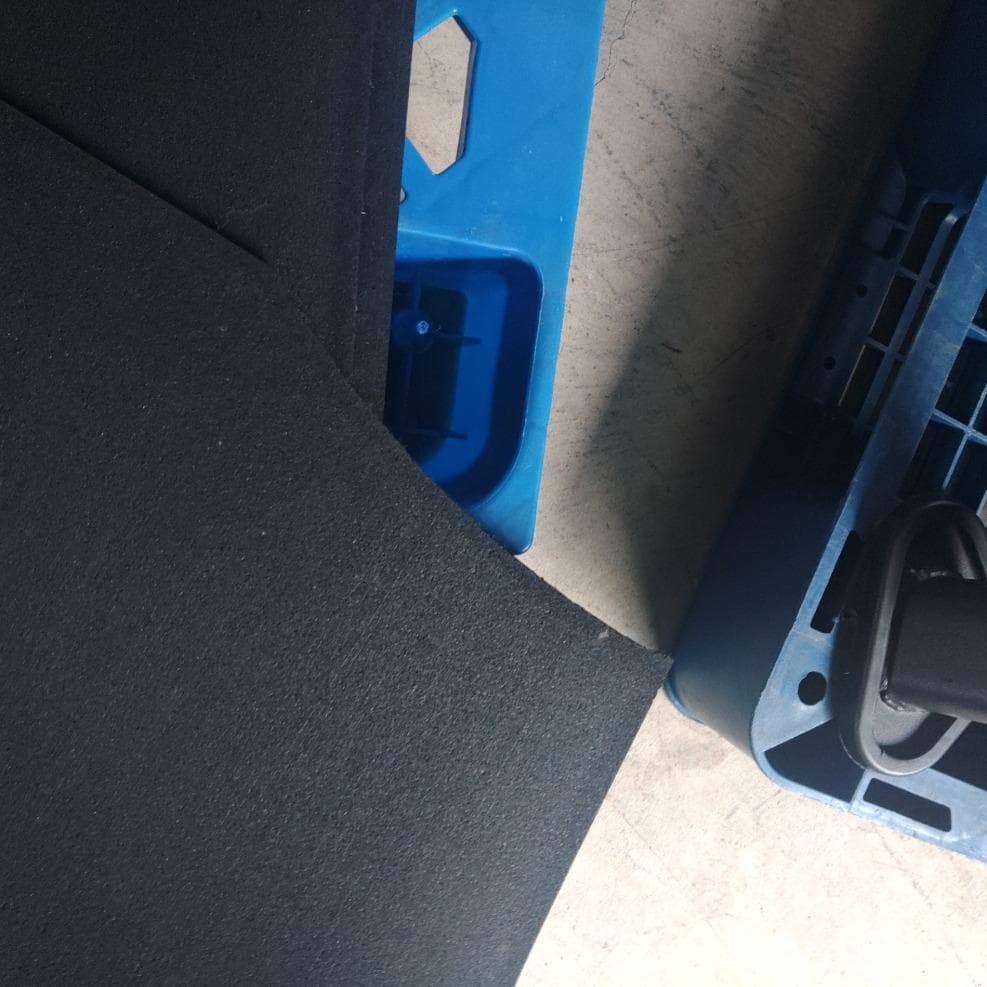 トンデミーナ中古ジムゴムマット・WILDシャフトセット（引取り限定）