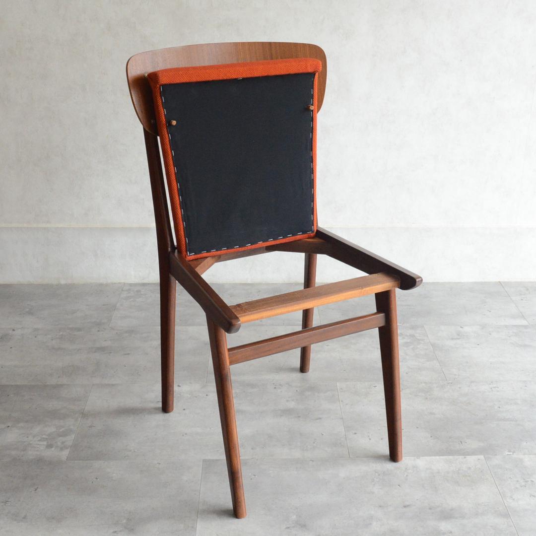 イギリス ヴィンテージ チーク ダイニングチェア オレンジ 北欧家具 04