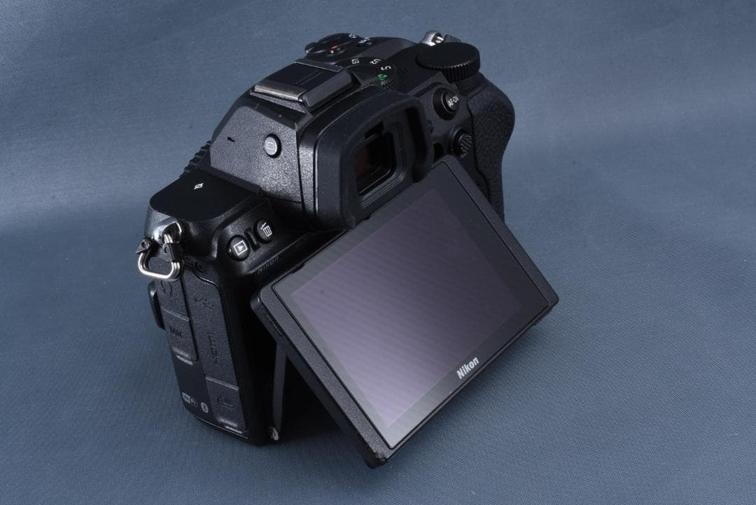 Nikon Z5 美品 動作良好 付属品完備 シャッター約19500回