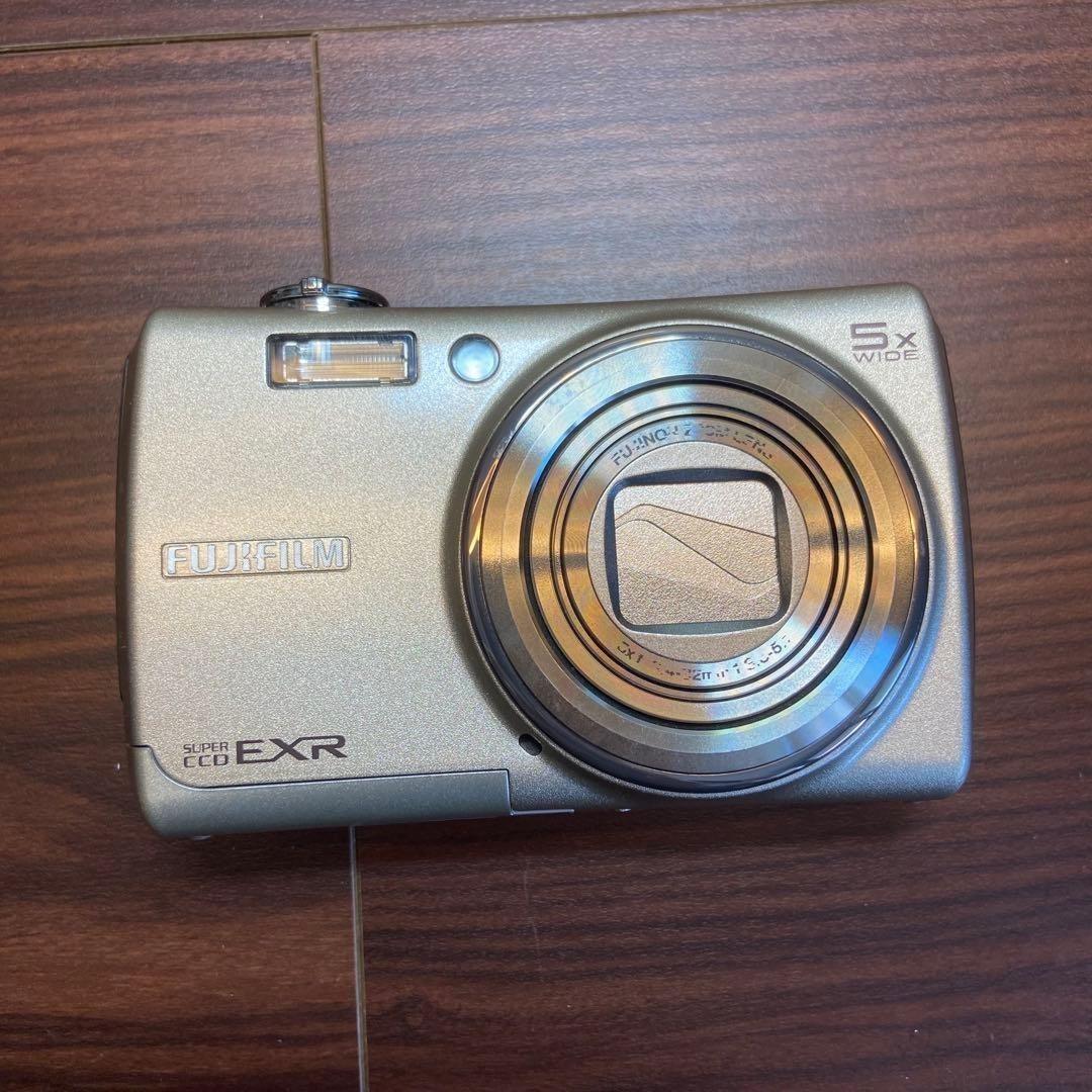 FUJIFILM FinePix F200 EXR デジカメ 4276