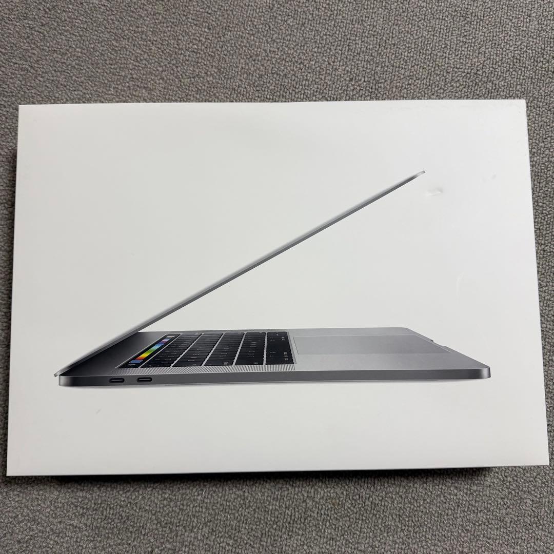 Mac Book PRO 2017 15インチ　1T メモリー16G