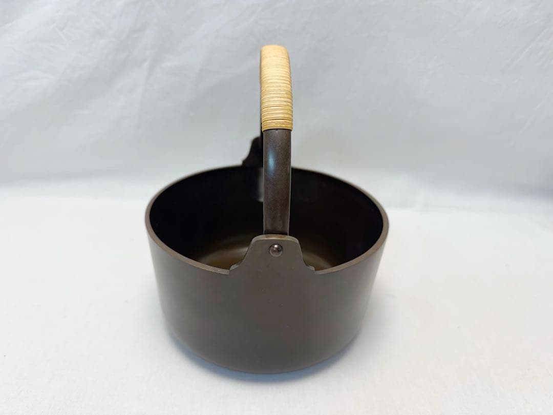 未使用 茶道具 唐銅汁器 籐巻き （杓子付） 重さ約1.4kg 元箱