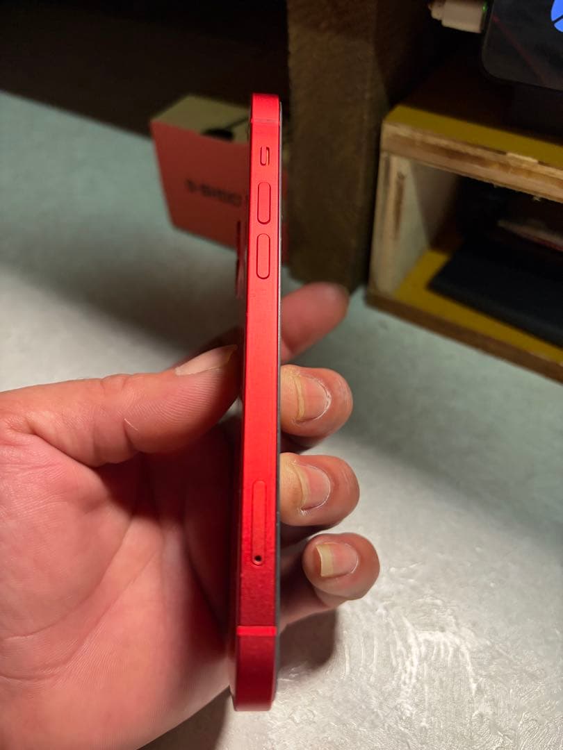 Apple iPhone 12 (PRODUCT(RED)) 本体