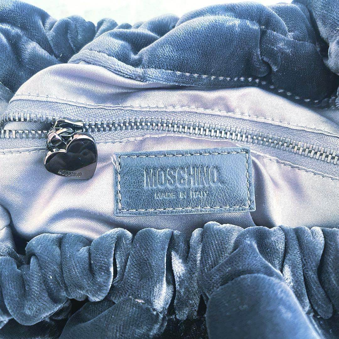 ☆最終SALE☆ MOSCHINO ブラックベルベットバッグ