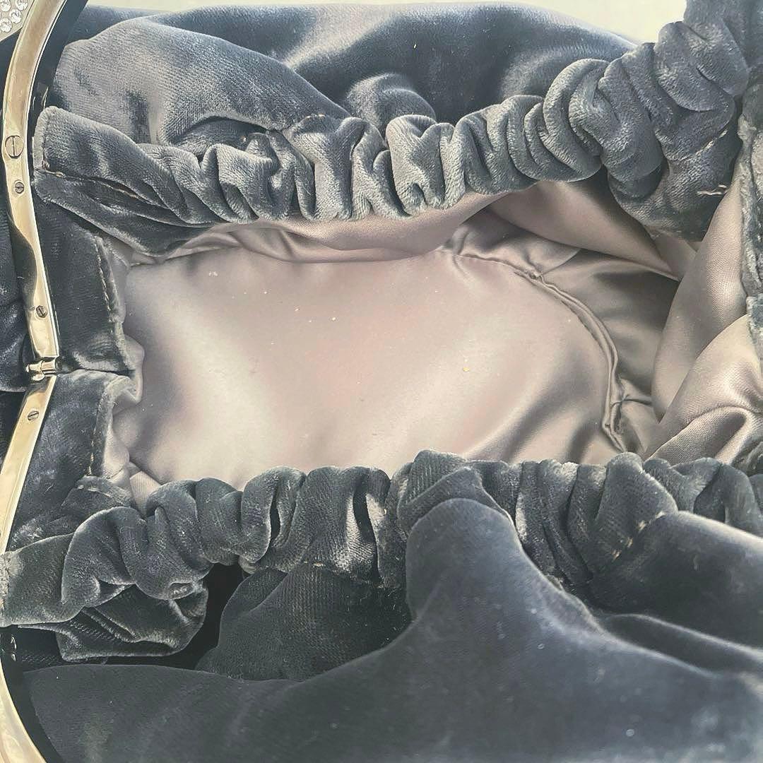 ☆最終SALE☆ MOSCHINO ブラックベルベットバッグ