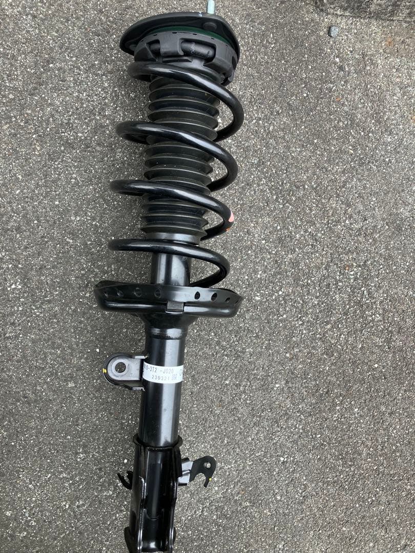 ステップワゴン　RP8　サスペンションキット セット ブラック