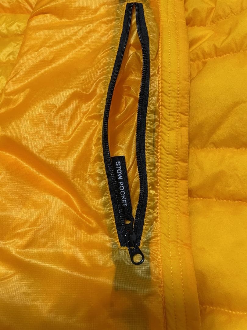 ノースフェイス サンダーフーディ S メンズ NY82011 未使用に近い