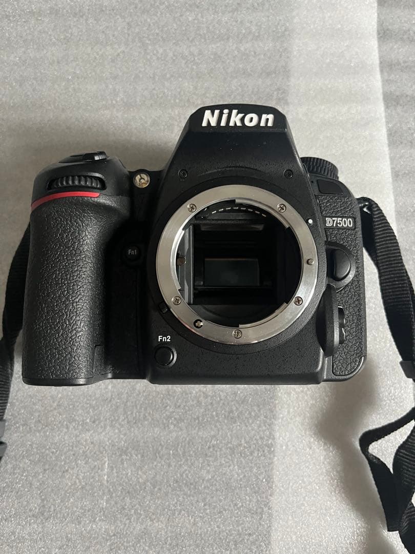 【けんいち】Nikon D7500 18-140 VR Kit
