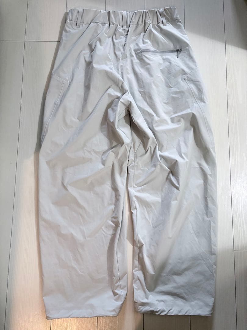 デサントオルテライン パンツ