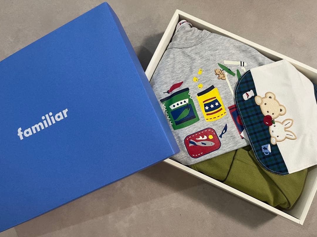 familiar ファミリア　80 ギフトセット　半袖　ズボン　スタイ