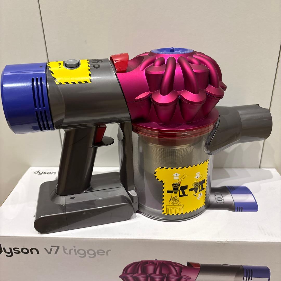 【動作品】Dyson V7 trigger ダイソン　美品
