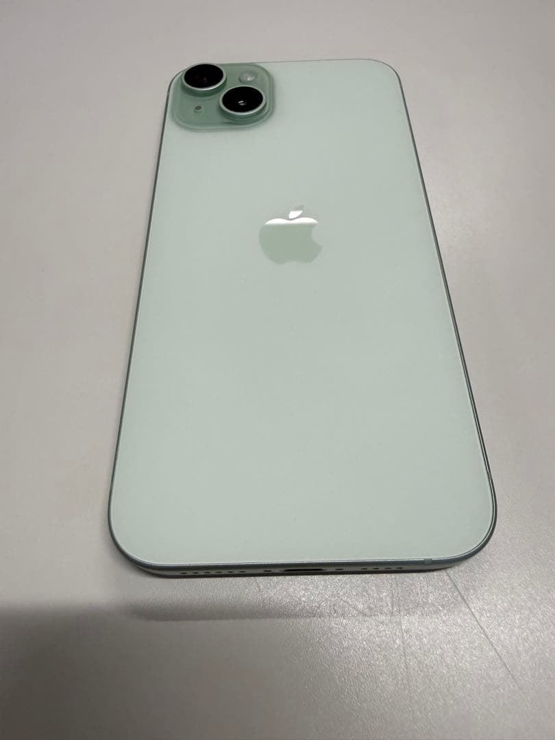 iPhone15Plus グリーン