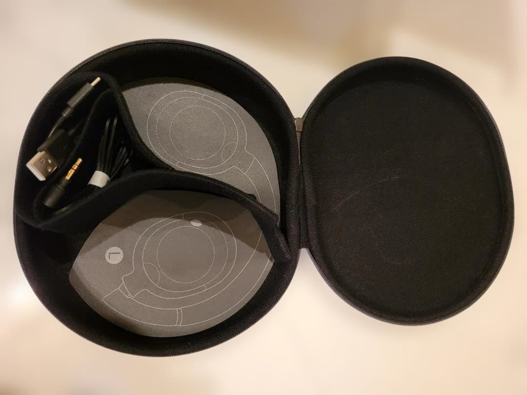 ULTWEAR ソニーヘッドフォン