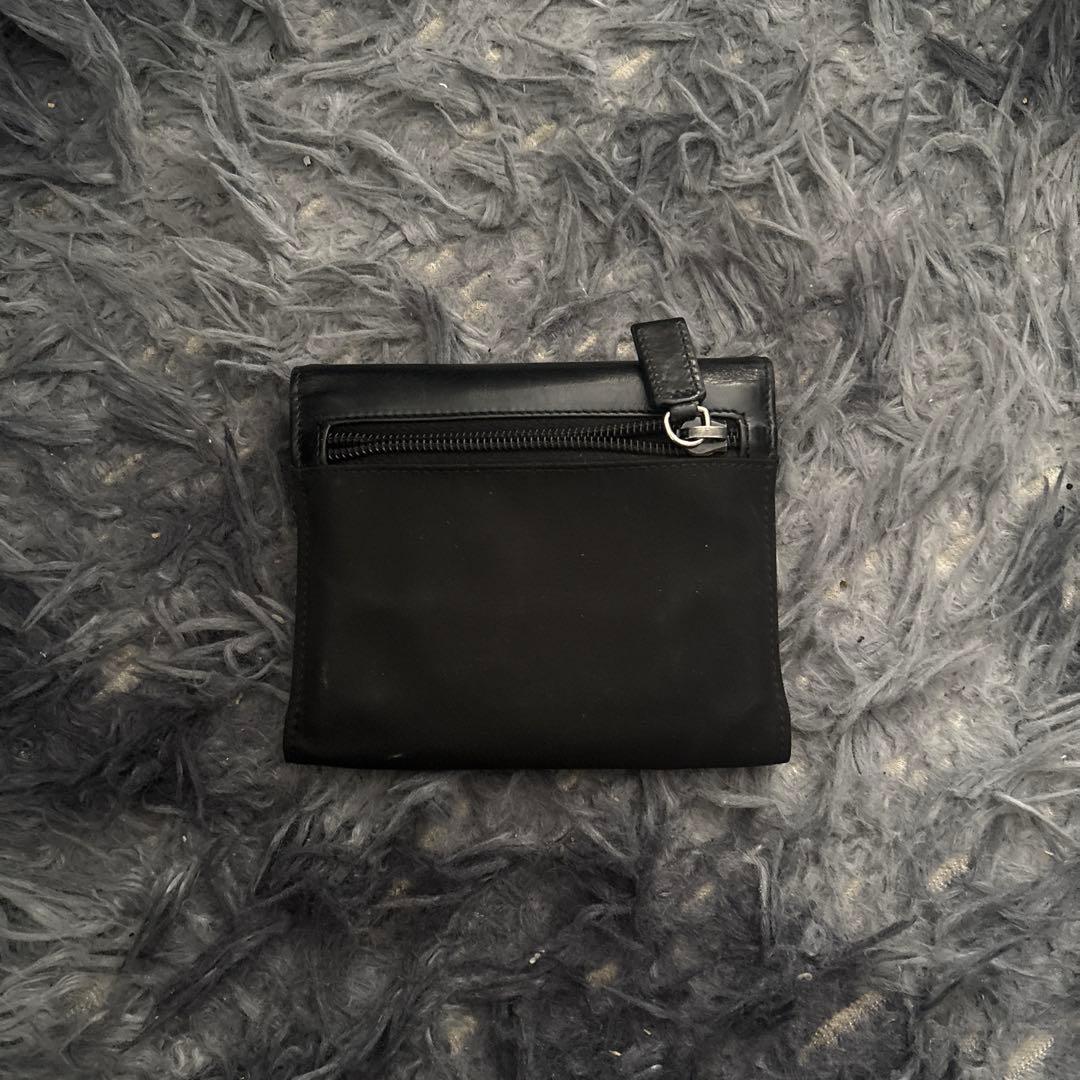 【希少】 PRADA 　二つ折り財布　　レザーナイロン 　イタリア産