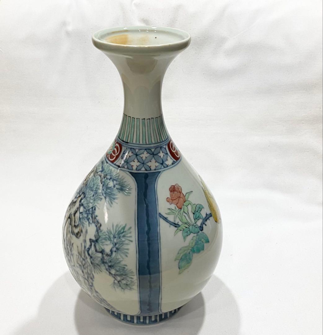 5代　佐藤走波 の豪華で重厚な　\"色絵花鳥文花瓶\"