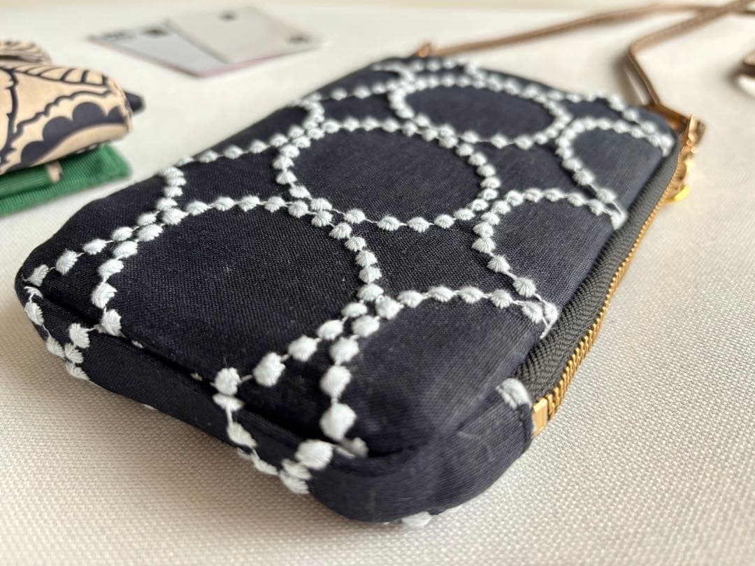 【スマホショルダー】ミナペルホネン タンバリン navy×light blue