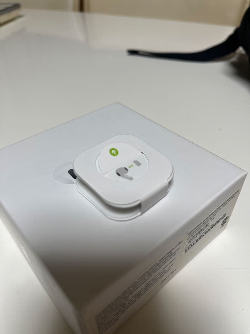 AirPods Pro 本体 充電ケース付き【交渉可能】
