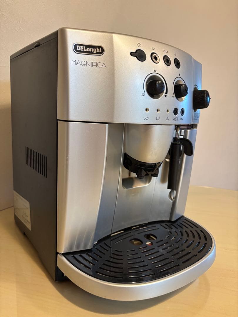 デロンギ マグニフィカ　全自動コーヒーメーカー