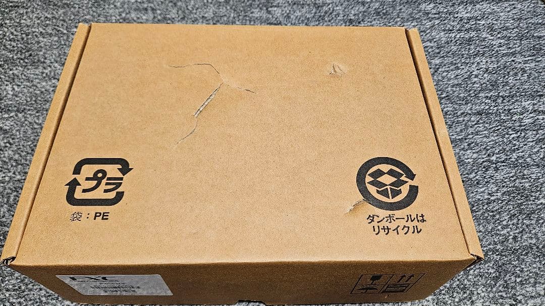 【写真2、３枚目おまけ】FXC5218 18ポート ギガビット L2 スイッチ