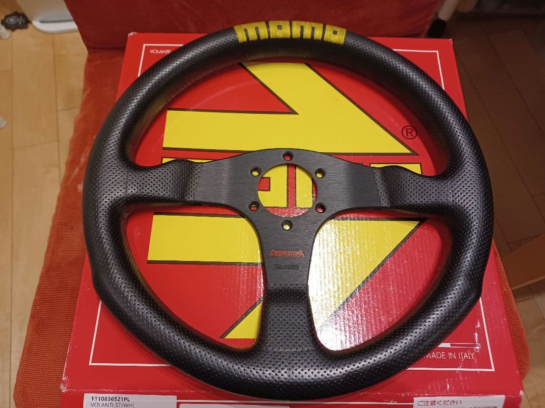 momo モモ コンペティション　ステアリング ハンドル 350mm　正規品
