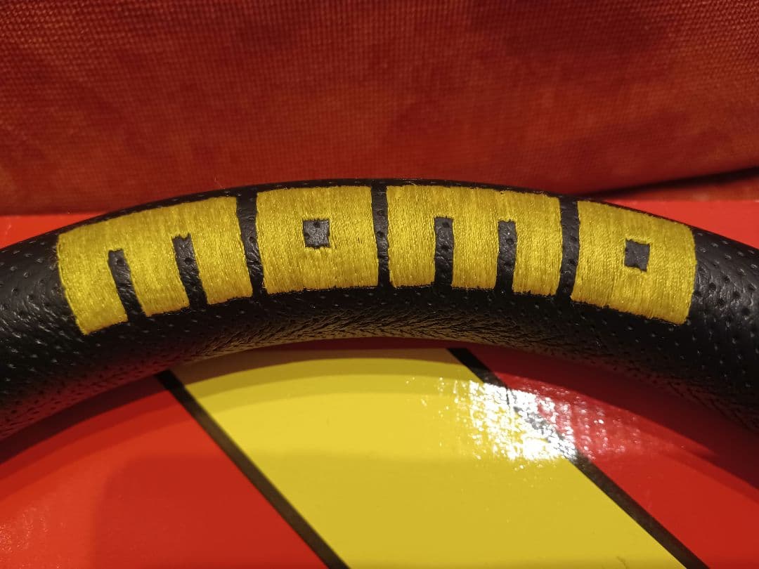 momo モモ コンペティション　ステアリング ハンドル 350mm　正規品