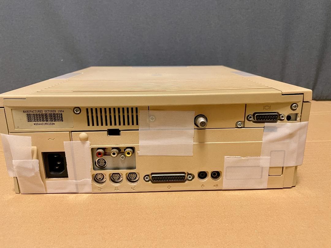 Macintosh Performa 630 1994年製　起動します