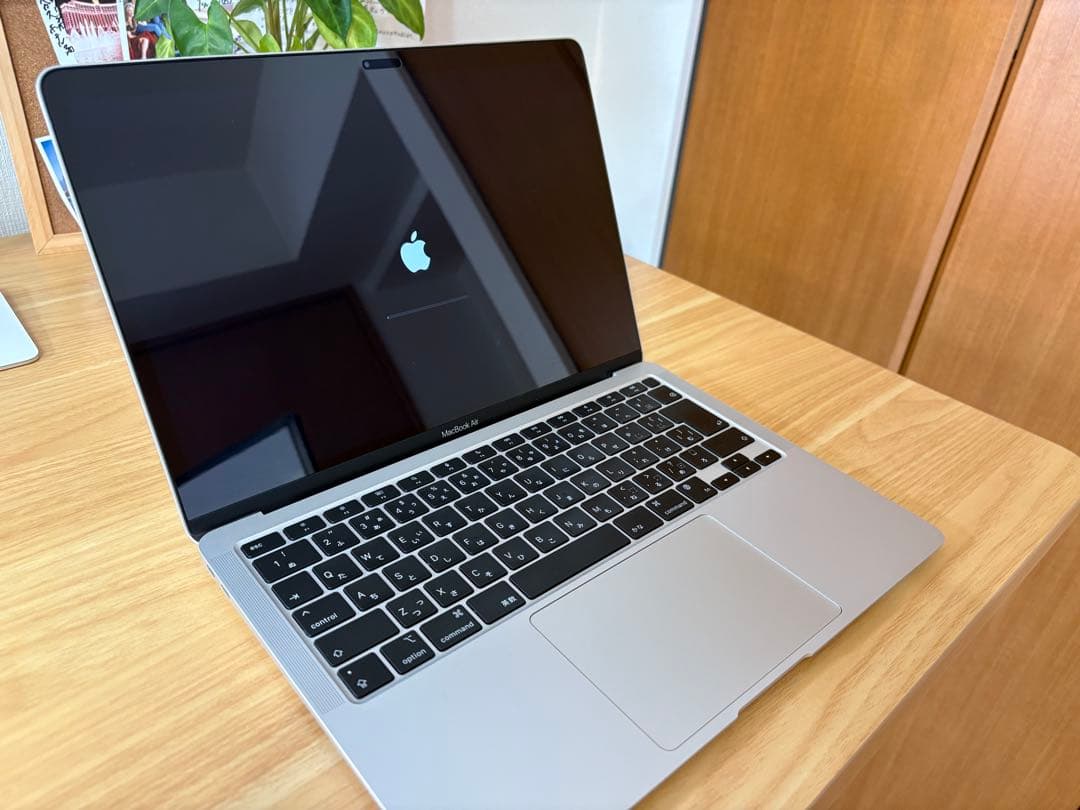 Apple MacBook Air M1 8GB 256GB スペースグレイ