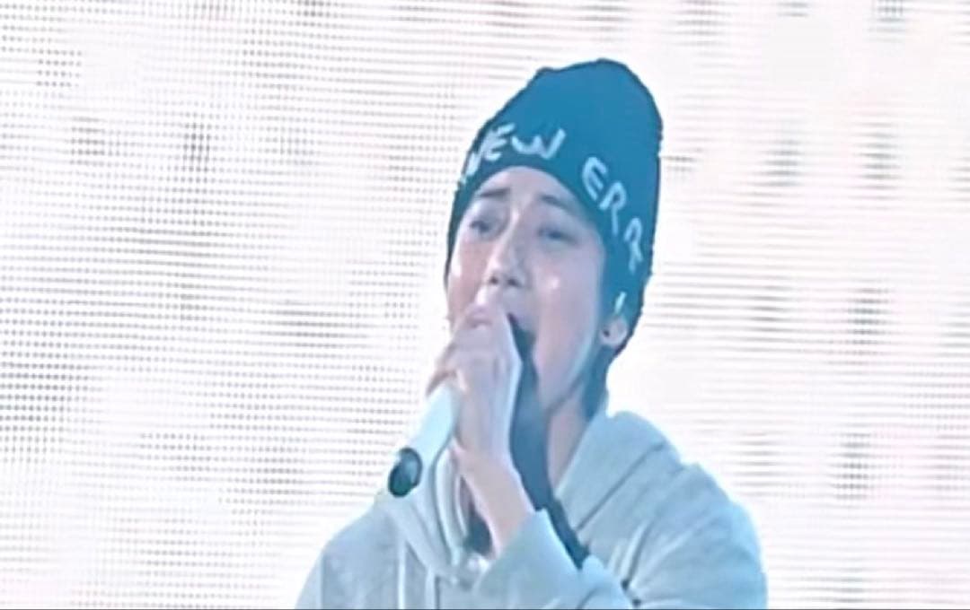 【NEW ERA】ニューエラ＊ニット帽＊ビーニー＊黒＊ロゴ刺繍