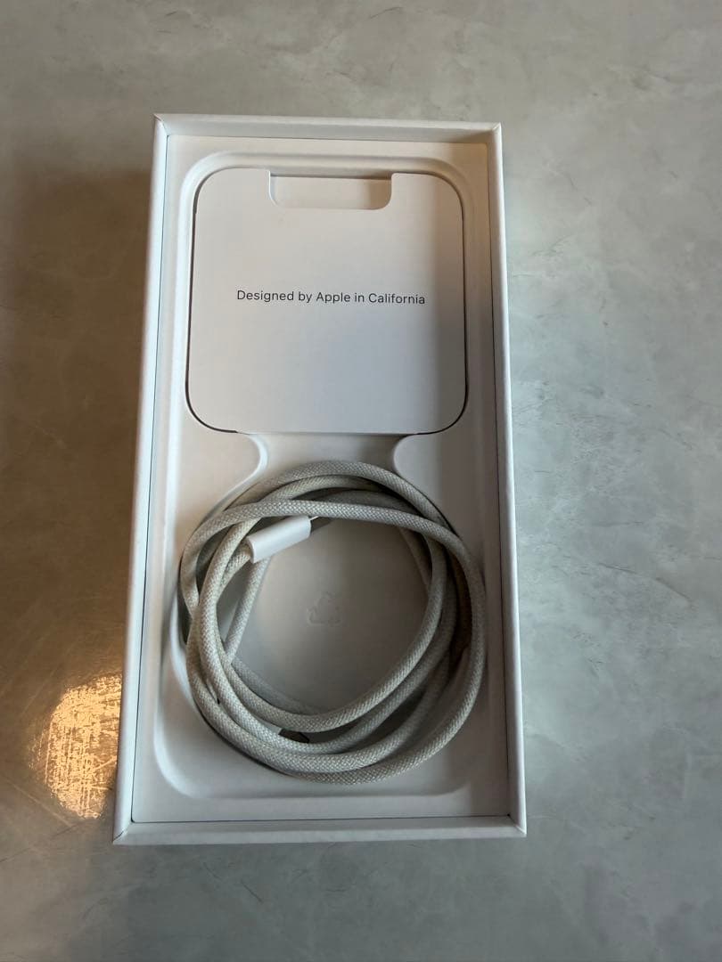 【背面割れ】iPhone15 Pro 128GB ホワイト SIMフリー