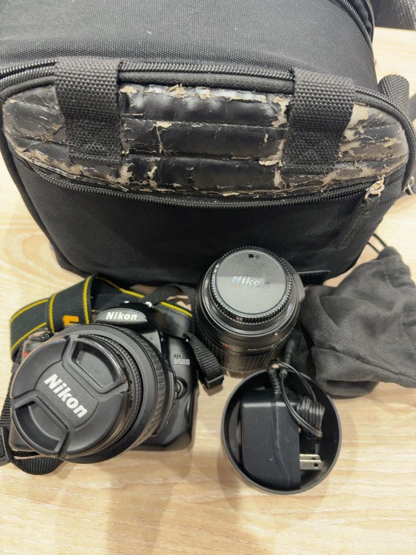 Nikon 一眼レフカメラ ダブルズームセット 標準レンズ＋望遠レンズ+バッグ