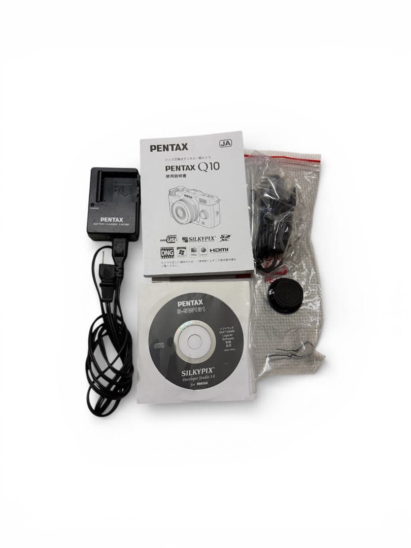 【大幅値下げしました】PENTAX Q10 シルバー ズームレンズキット