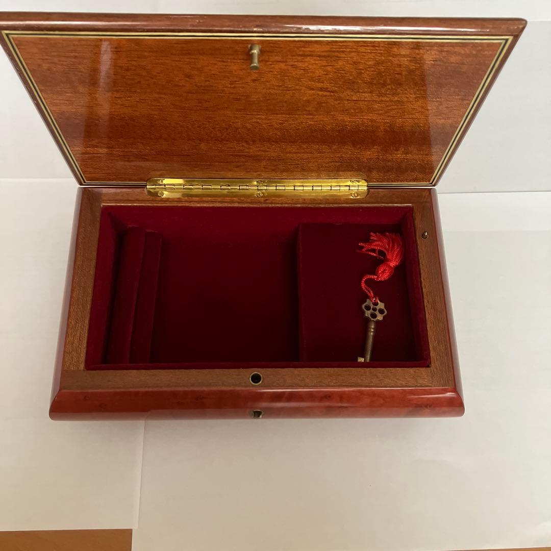 イタリア製象嵌【Demain(ドマン)】ジュエリーボックス オルゴール付き