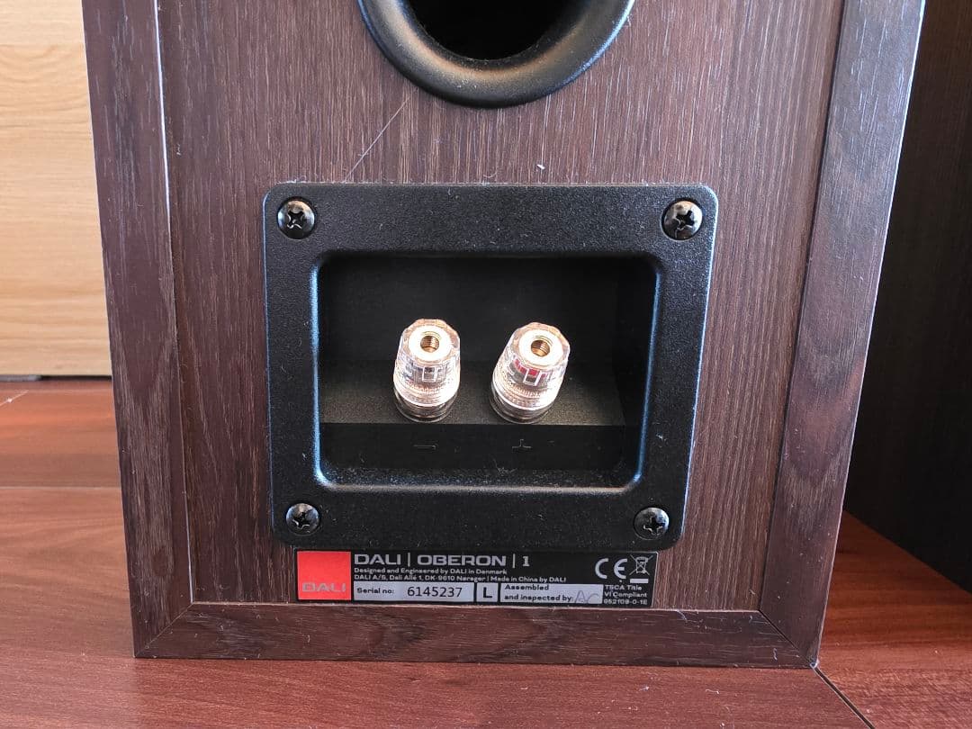 DALI OBERON1 DW(ダークウォルナット)ブックシェルフスピーカー