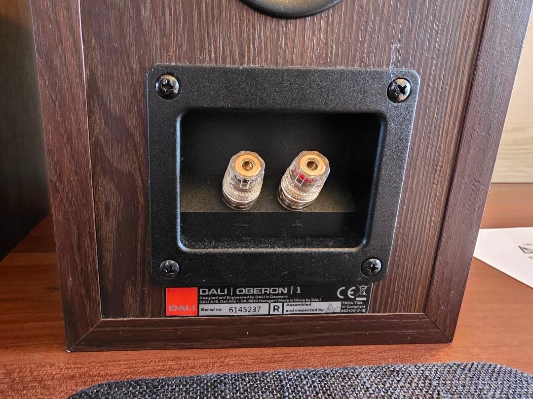 DALI OBERON1 DW(ダークウォルナット)ブックシェルフスピーカー