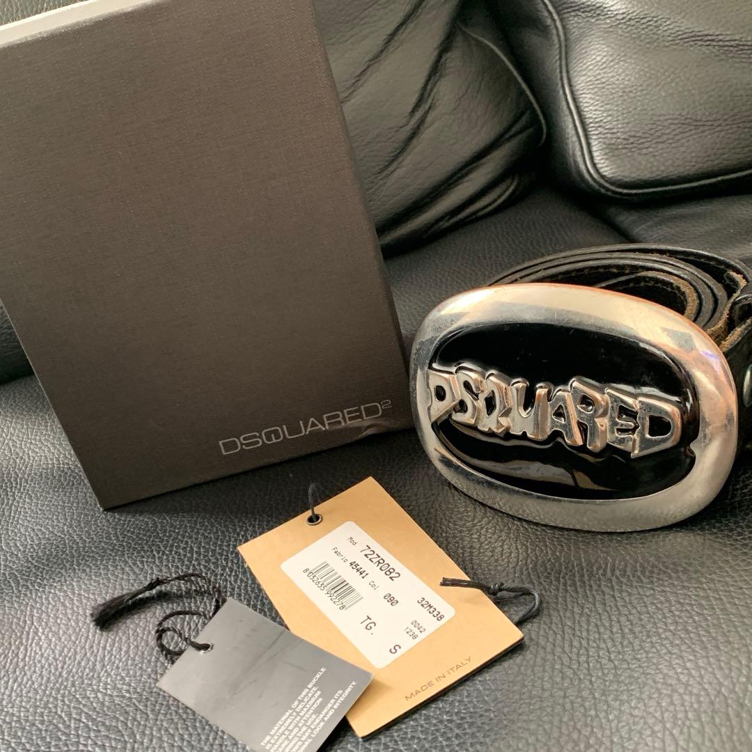 DSQUARED2 ロゴ入りレザーベルト